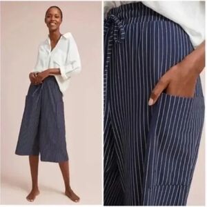 Anthropologie Sunday in Brooklyn Navy Striped Cropped Pants Mediun